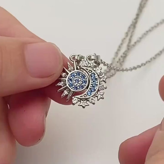 Video: the Éclipse couple necklace set worn and joined